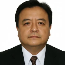 Dr.-Ariel-Reynaldo-Salinas-Meneses.webp